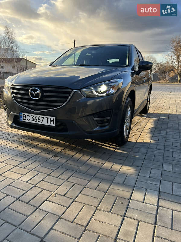 Внедорожник / Кроссовер Mazda CX-5 2016 в Хороле