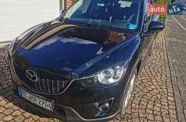 Позашляховик / Кросовер Mazda CX-5 2014 в 
