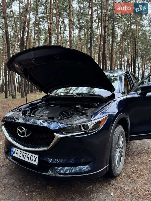 Внедорожник / Кроссовер Mazda CX-5 2017 в Сумах
