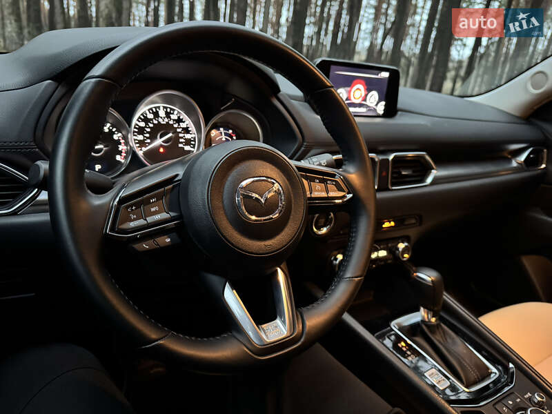 Внедорожник / Кроссовер Mazda CX-5 2017 в Сумах