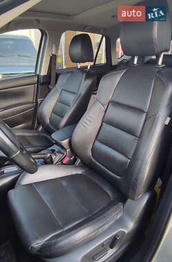 Позашляховик / Кросовер Mazda CX-5 2013 в 