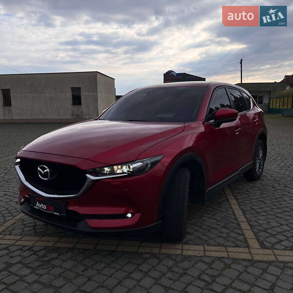 Позашляховик / Кросовер Mazda CX-5 2017 в Мукачевому