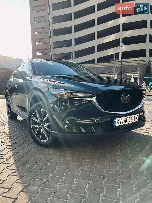 Внедорожник / Кроссовер Mazda CX-5 2017 в Киеве