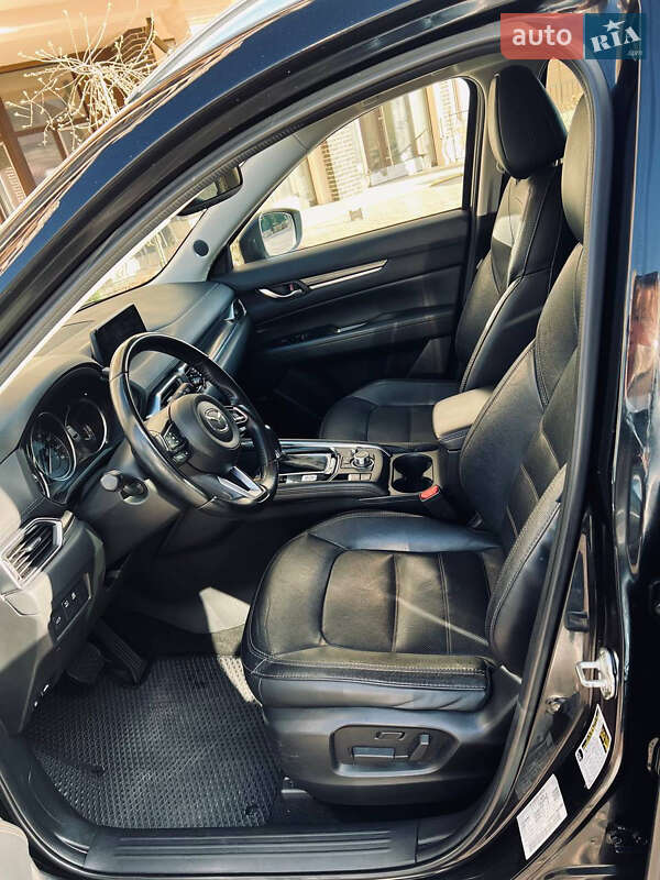 Внедорожник / Кроссовер Mazda CX-5 2017 в Киеве