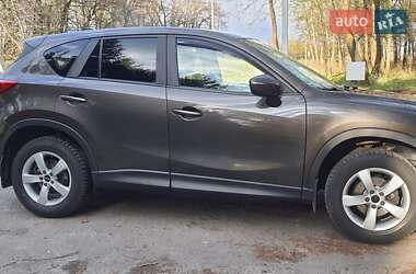 Позашляховик / Кросовер Mazda CX-5 2015 в 