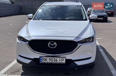Внедорожник / Кроссовер Mazda CX-5 2018 в 