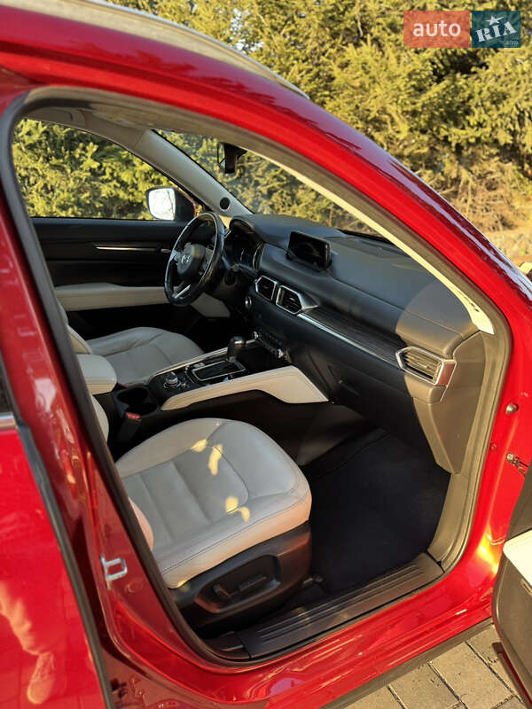 Внедорожник / Кроссовер Mazda CX-5 2019 в Староконстантинове