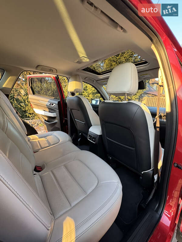 Внедорожник / Кроссовер Mazda CX-5 2019 в Староконстантинове