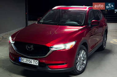 Внедорожник / Кроссовер Mazda CX-5 2018 в 