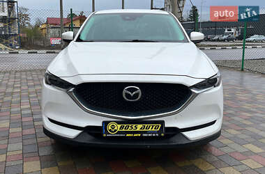 Позашляховик / Кросовер Mazda CX-5 2020 в 