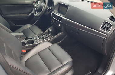 Позашляховик / Кросовер Mazda CX-5 2016 в 