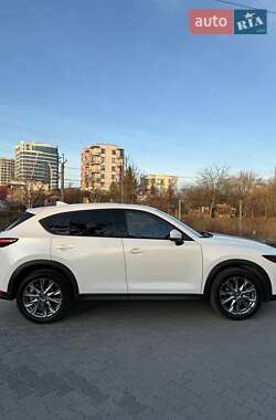 Внедорожник / Кроссовер Mazda CX-5 2020 в 