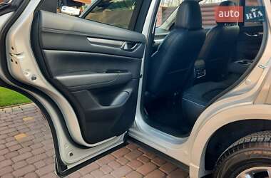 Внедорожник / Кроссовер Mazda CX-5 2023 в 