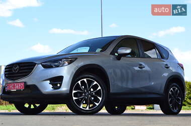 Позашляховик / Кросовер Mazda CX-5 2016 в 