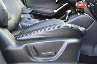 Позашляховик / Кросовер Mazda CX-5 2016 в 