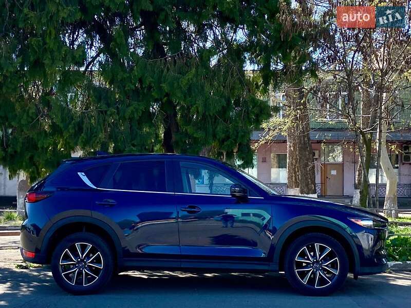 Позашляховик / Кросовер Mazda CX-5 2017 в Миколаєві