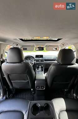 Позашляховик / Кросовер Mazda CX-5 2020 в 
