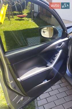 Внедорожник / Кроссовер Mazda CX-5 2013 в 