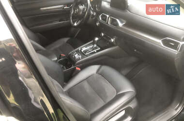 Позашляховик / Кросовер Mazda CX-5 2018 в 