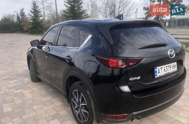 Позашляховик / Кросовер Mazda CX-5 2018 в 