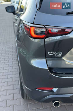 Внедорожник / Кроссовер Mazda CX-5 2024 в 