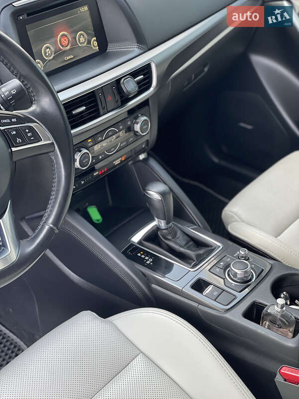 Внедорожник / Кроссовер Mazda CX-5 2016 в Ровно