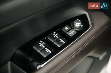 Внедорожник / Кроссовер Mazda CX-5 2023 в 
