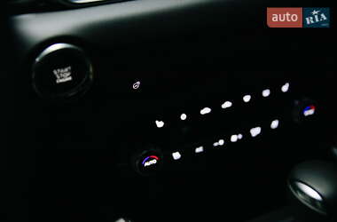 Внедорожник / Кроссовер Mazda CX-5 2023 в 