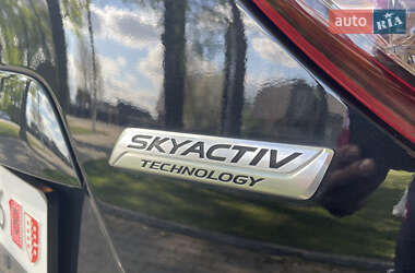 Позашляховик / Кросовер Mazda CX-5 2012 в 