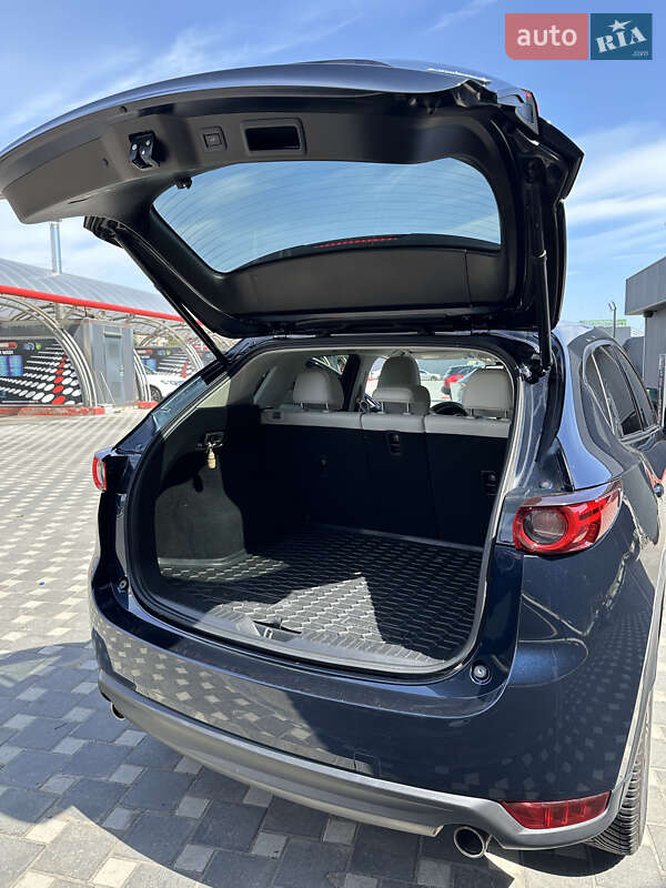 Позашляховик / Кросовер Mazda CX-5 2017 в Полтаві