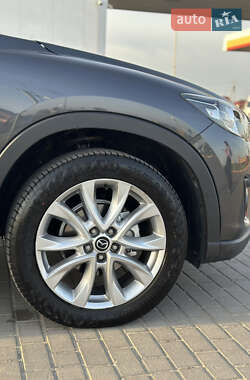 Позашляховик / Кросовер Mazda CX-5 2014 в 