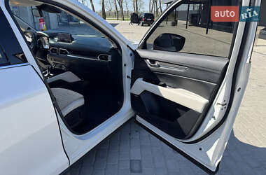 Внедорожник / Кроссовер Mazda CX-5 2018 в 