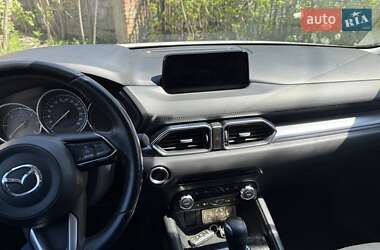 Позашляховик / Кросовер Mazda CX-5 2017 в 