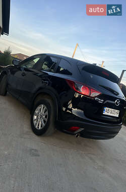 Позашляховик / Кросовер Mazda CX-5 2015 в 