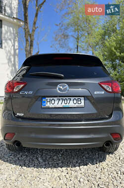 Внедорожник / Кроссовер Mazda CX-5 2015 в 