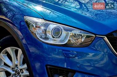 Позашляховик / Кросовер Mazda CX-5 2012 в 