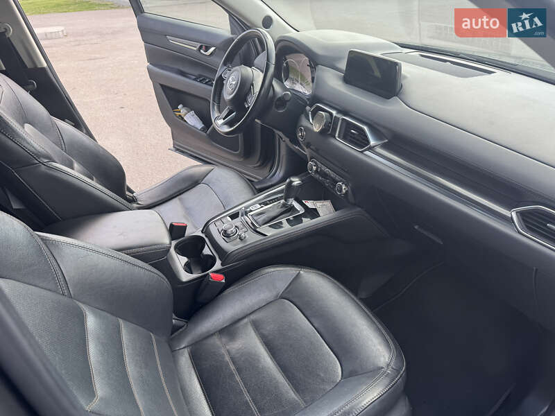 Внедорожник / Кроссовер Mazda CX-5 2017 в Киеве
