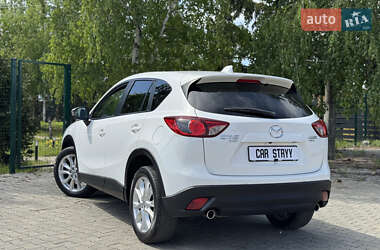 Позашляховик / Кросовер Mazda CX-5 2014 в 