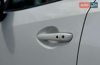 Позашляховик / Кросовер Mazda CX-5 2014 в 