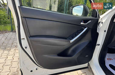 Позашляховик / Кросовер Mazda CX-5 2014 в 