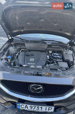 Внедорожник / Кроссовер Mazda CX-5 2018 в 