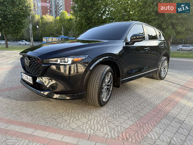 Позашляховик / Кросовер Mazda CX-5 2024 в 