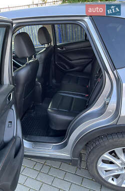 Позашляховик / Кросовер Mazda CX-5 2014 в 