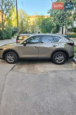 Внедорожник / Кроссовер Mazda CX-5 2023 в 