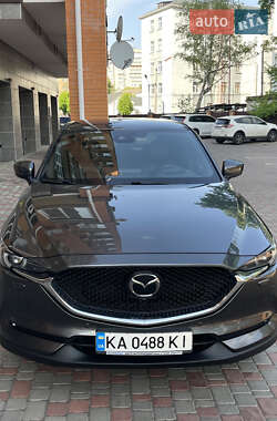 Позашляховик / Кросовер Mazda CX-5 2018 в 