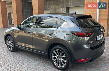 Позашляховик / Кросовер Mazda CX-5 2018 в 