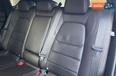 Позашляховик / Кросовер Mazda CX-5 2018 в 