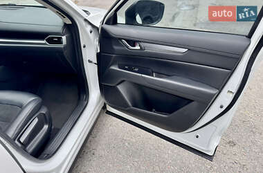 Позашляховик / Кросовер Mazda CX-5 2021 в 