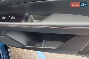 Позашляховик / Кросовер Mazda CX-5 2022 в 