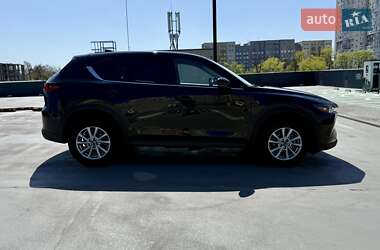 Позашляховик / Кросовер Mazda CX-5 2023 в 